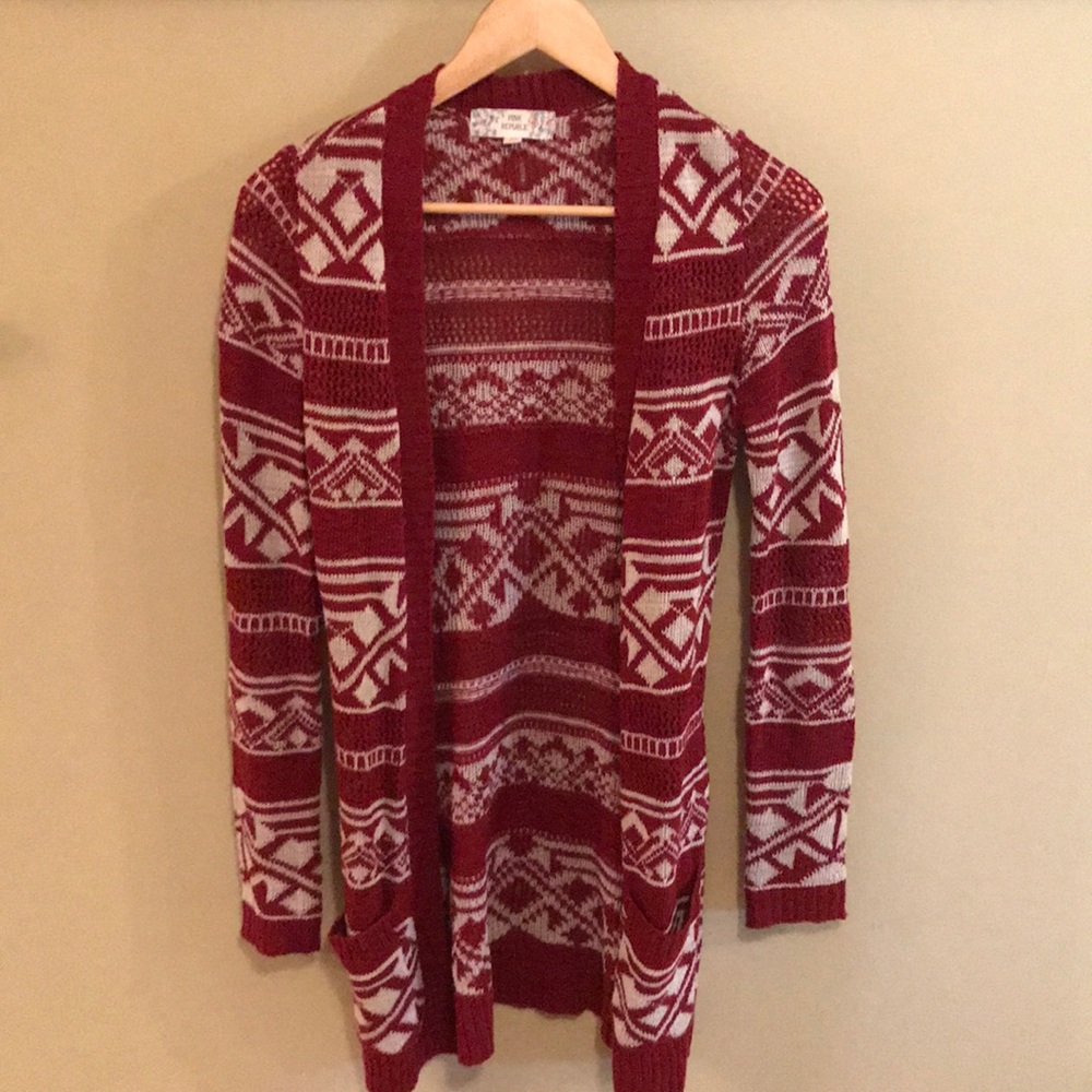 Triable sweater / cardigan